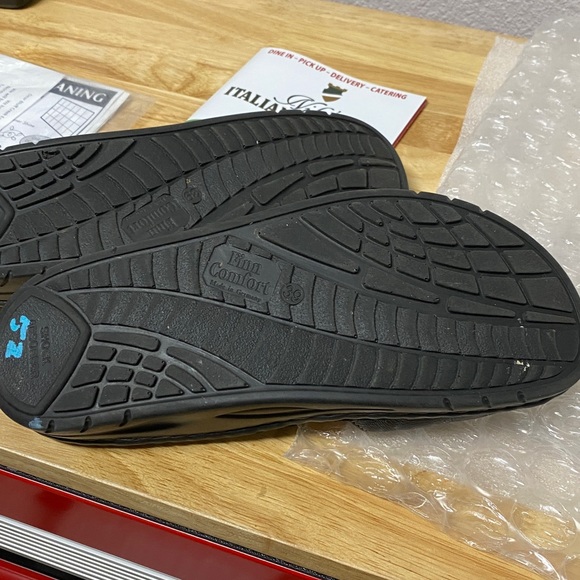 EUC Finn Comfort slides - Picture 5 of 8